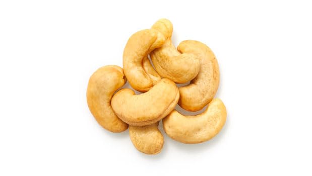 Yupik Nuts Raw Cashews, 2.2 lb (35.3 oz), Kosher, Gluten-Free, Non-GMO, Vegan, Whole Nuts, Unsalted, Unroasted, Source of Protein & Iron, Nutritious, Crunchy, Healthy Snacks, Ideal for Baking & Cooking