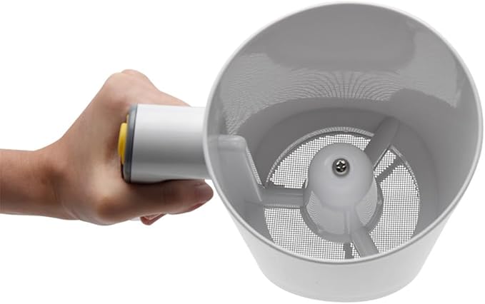 Electric Flour Sifter, Handheld Battery Operated Stainless Steel Mesh Shaker, Cup Shape Powder Shaker Strainer Kitchen Cooking Baking Pastry Tools 4 Cup/1L Capacity(White)