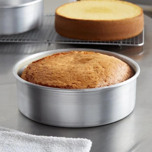 9-Inch Round Aluminum Cake Pan with Removable Bottom, 3-Inch Deep, Uncoated Pan for Cheesecakes and Layer Cakes
