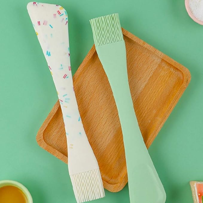 Hemoton 2- in- 1 Silicone Scraper with Oil Brush Double Head Spatula Basting Pastry Brush Baking Scraper Cream Spatulas Cooking Baking Tools (Assorted Color)