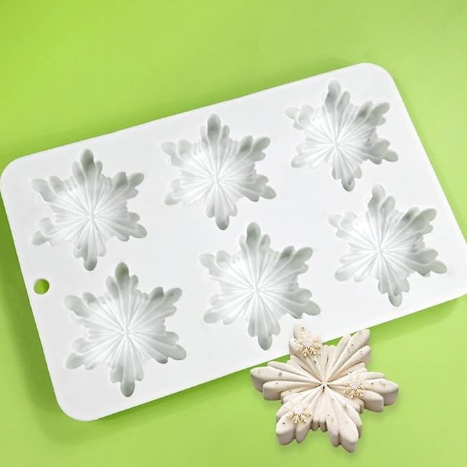 1 Pcs Snowflake Silicone Mold Christmas Chocolate Cake Molds Holiday Candy Baking Fondant Molds Christma Silicone Trays Pan Mold Festival Handmade Soap Ice Cube Biscuit Moulds