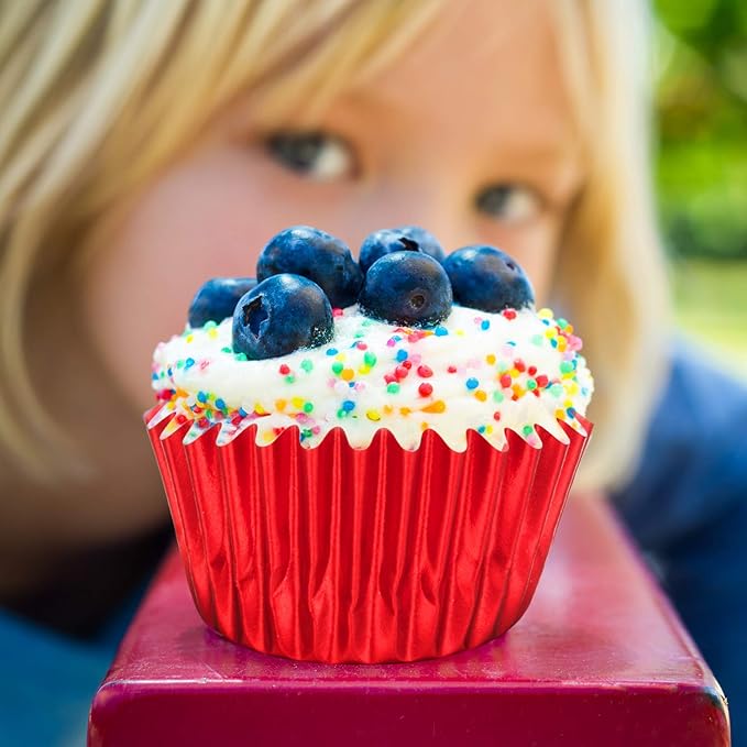 Sumind 400 Pieces Mini Foil Cupcake Liners Baking Cups, Metallic Cupcake Liner for Holiday Baking Muffin and Cupcakes(Red)