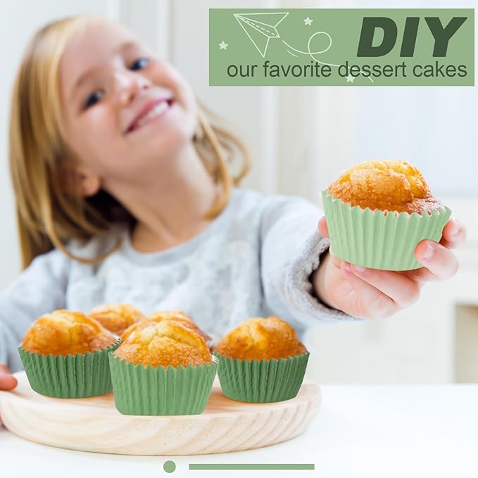 600 Pack Sage Green Cupcake Liners Dark Green Light Green Baking Cups Gradient Green Muffin Liners for Cupcake Wrappers Wedding Bridal Baby Shower Birthday Party
