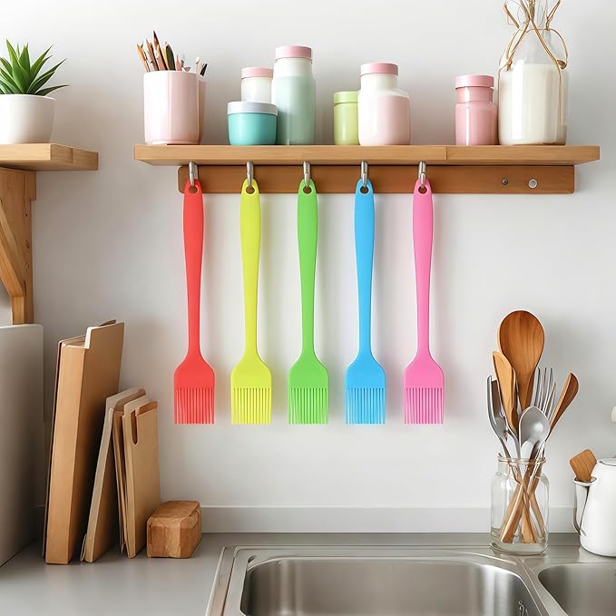Silicone Basting Pastry Brush, Heat Resistant Food Brush Set for Cooking, One-Piece Design Oil Brush, Prefect of Baking, BBQ, Spreading Oil, Butter, Grilling and Marinade, Dishwasher Safe