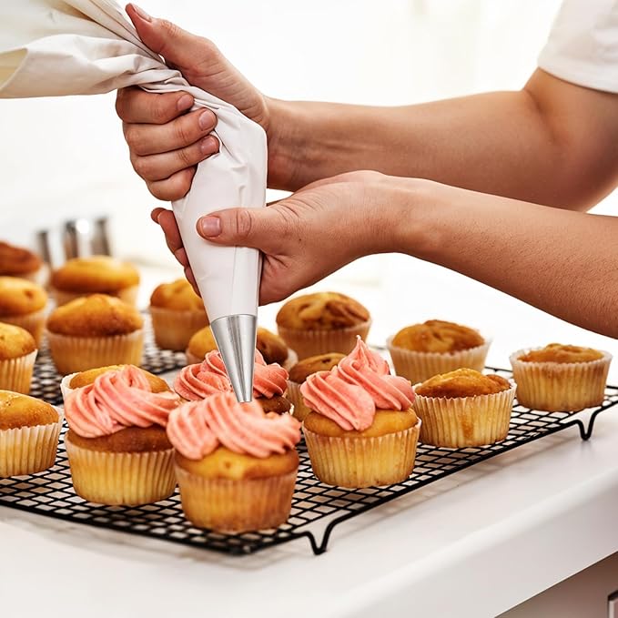 14pcs Round Hole Piping Tips Set, Stainless Steel Frosting Piping Kit, Cake Decorating Kit with 7 Sizes Nozzles Tips Piping Set, Baking Sets Tools for Pastry Fondant and Cream Bag Filler