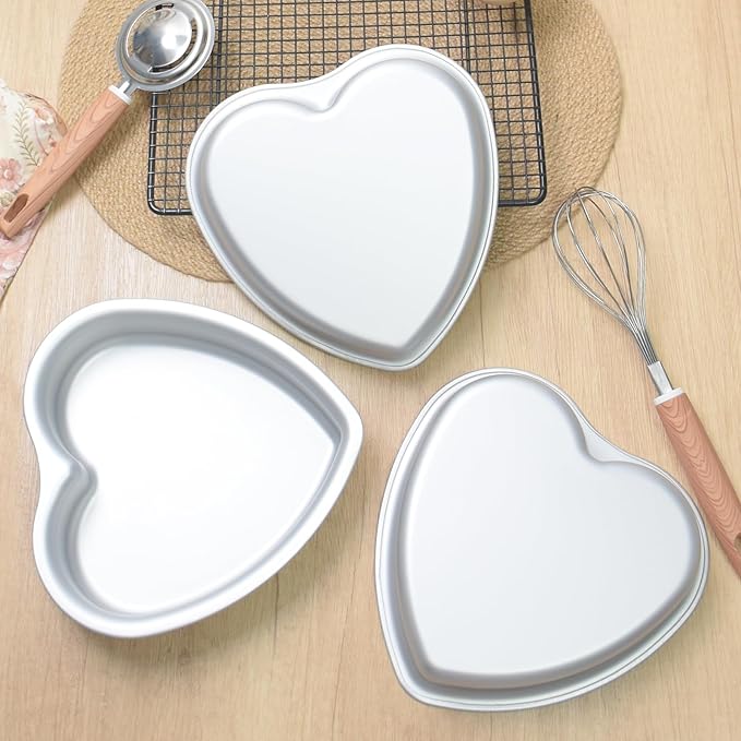 7 × 2 Inch heart cake pan,Set of 3 Aluminum Heart Cake Mold,Small Cake Pans , Heat Resistant Baking Cake Tins for Wedding, Party, Family Occasions, Chocolate. (7 × 2 Inch heart cake pan,Set of 3)