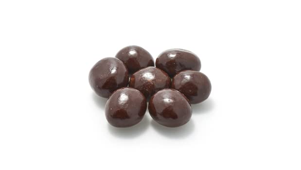 Yupik Dark Chocolate Covered Coffee Beans, 60% Cacao, 2.2 lb (35.2 oz), Kosher, High in Fiber, Coffee Beans Coated in Rich Dark Chocolate, Chocolate Candy, Sweet Snacks, Ideal for Baking & Gifting