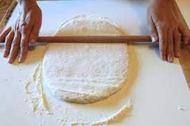 Rolling Pins for Baking Pizza and Dough, Hardwood Sturdy Handle Pasta Roller, Pizza Rolls Dough Roller, Kitchen Utensil Tools (23 in x 0.74 in)