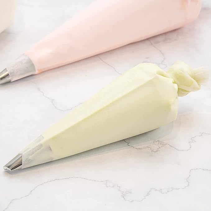 Restaurantware Pastry Tek 10.2 x 6.3 Inch Piping Bags 2 Reusable Icing Bags - Durable White Silicone Pastry Bags Anti Burst Decorate Cakes Cupcakes Macarons Or Cookies