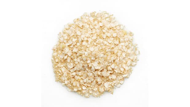 Yupik Organic White Quinoa Flakes, 2.2 lb (35.2 oz), Non-GMO, Gluten-Free, Kosher, Vegan, Salt-Free, Oil-Free, Plant-Based Protein, Source of Fiber, Alternative to Oats, Ideal for Baking & Cooking