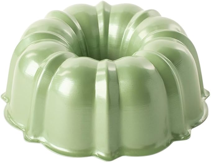 Nordic Ware Formed Bundt, 12 Cup, Aurora Green