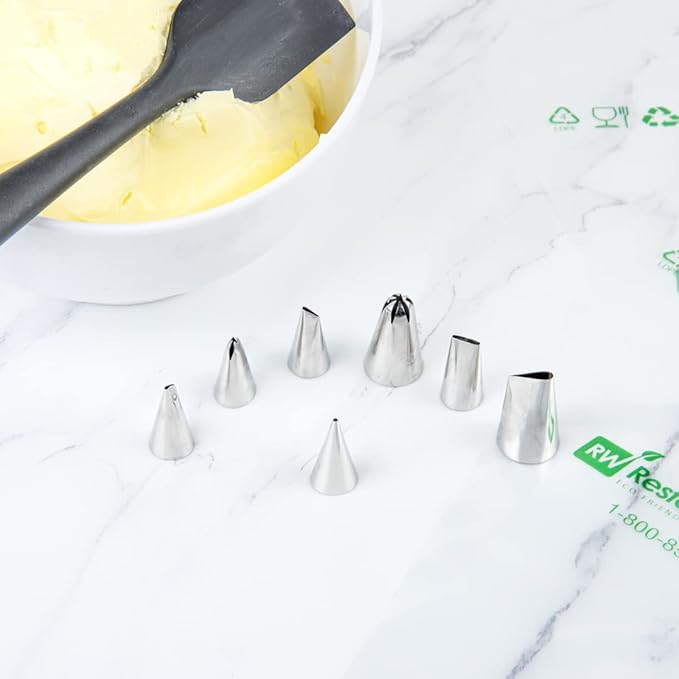 Restaurantware Pastry Tek Piping Tip 1 Round Round Tip For Icing - #2A Corrosion-Resistant Stainless Steel Icing Tip Dishwasher-Safe Decorate Cupcakes Cakes or Cookies