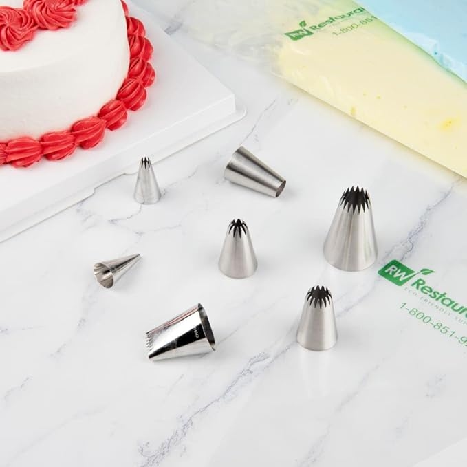 Restaurantware Pastry Tek Piping Tip 1 Reusable Drop Flower Icing Tip - #2C Dent-Resistant Stainless Steel Pastry Tip Dishwasher-Safe Decorate Cupcakes Cakes or Cookies