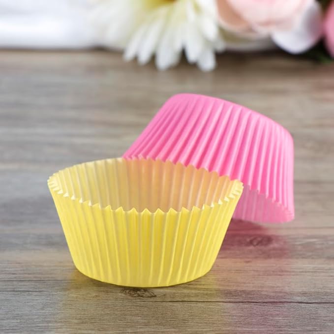 PRETYZOOM 100pcs Cupcake Liners Cupcake Wrapper Jumbo Muffin Cases Baking Cups Wraps Christmas New Year Birthday Party Supply 2.7 Inch