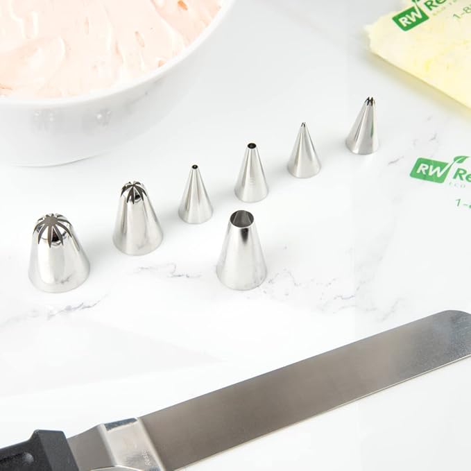 Restaurantware Pastry Tek Piping Tip 1 Round Round Tip For Icing - #2A Corrosion-Resistant Stainless Steel Icing Tip Dishwasher-Safe Decorate Cupcakes Cakes or Cookies