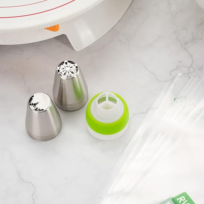 Restaurantware Pastry Tek Tri-Color Coupler 1 Durable Russian Tips - Dishwashable For Decorating Desserts White Plastic 3-Color Coupler