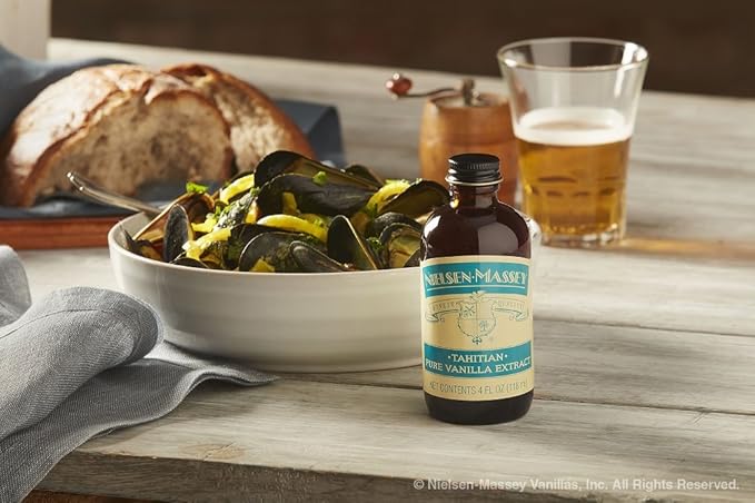 Nielsen-Massey Tahitian Pure Vanilla Extract for Baking and Cooking, 4 Ounce Bottle