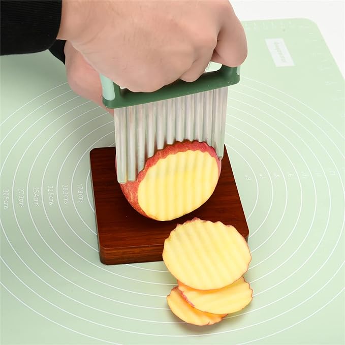 Vegetable Chopper - Stainless Steel Blade Crinkle Cutter/Wavy Knife Veggies French Fry Slicer and Plastic Dough/Cake Scraper,2 piece (Yellow)