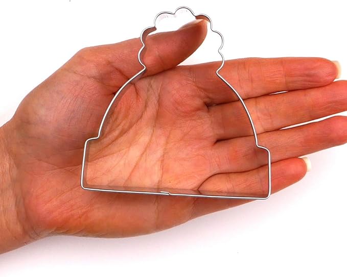 Winter Hat Cookie Cutter, Premium Food-Grade Stainless Steel, Dishwasher Safe (Winter Hat)