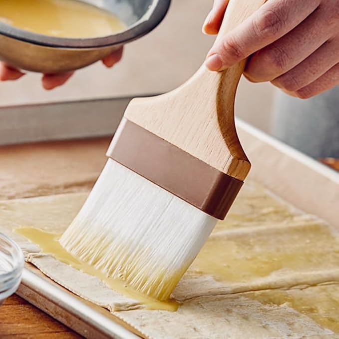 AME D'ESSENCE 4-Inch Pastry Brush – Nylon Bristle Basting & BBQ Marinade Brush with Lacquered Hardwood Handle for Cooking & Baking