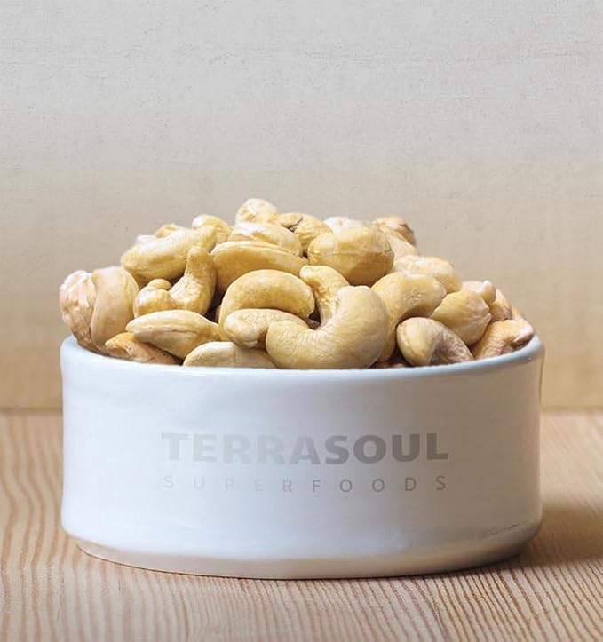 Terrasoul Superfoods Organic Raw Cashews, 16 Oz, Premium Quality for Snacking, Baking, and Culinary Creations