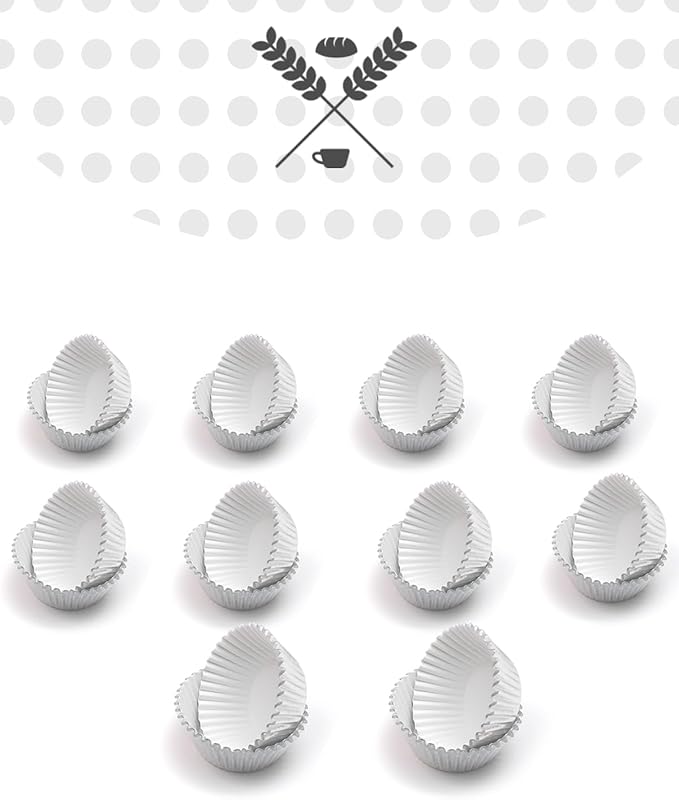 qiqee Silver Foil Cupcake Liners For Baking 300pcs Baking Cups Thick ＆ Sturdy, Oil Resistance, Muffin Liners Paper(Standard Size)