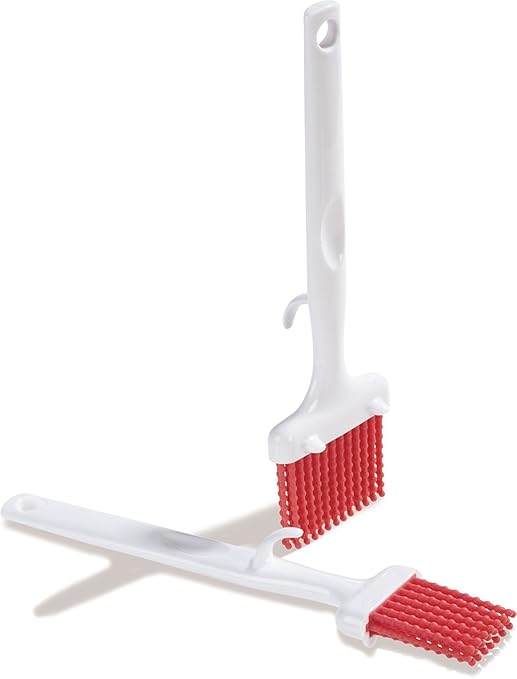 Carlisle FoodService Products 4040305 Silicone Basting Brush with Hook, 2", Red (Case of 12)