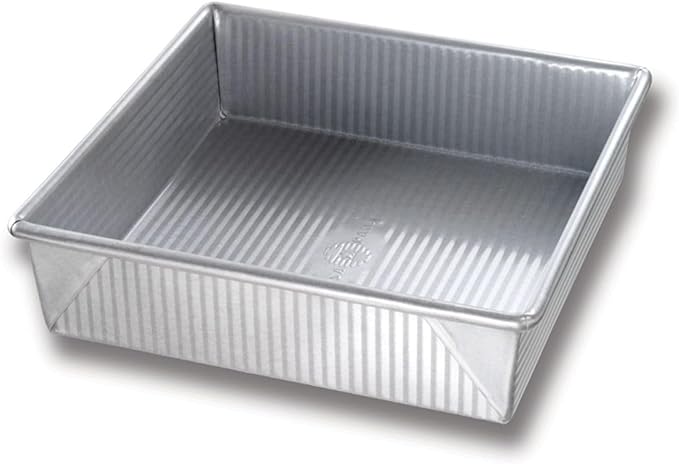 USA Pan 1130BWLD-ST Bakeware Nonstick Square Cake Pan with Lid, 9-Inch