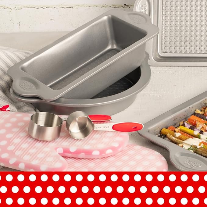 Betty Crocker Bakery Starter Bundle: 12-Cup Muffin Pan, 9" Round Pan, 12" Loaf Pan, Silicone Dough & Bowl Scraper, Scraper Spatula - Perfect for Baking Enthusiasts