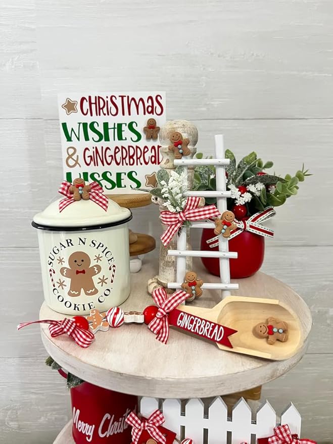DGAGA 17PCS Christmas Silk Screen Stencils, Chalk Paste and Transfers, Winter Self-Adhesive Reusable Stencils for Painting on Wood, Fabric, Home Decor, With Mini Squeegees Set