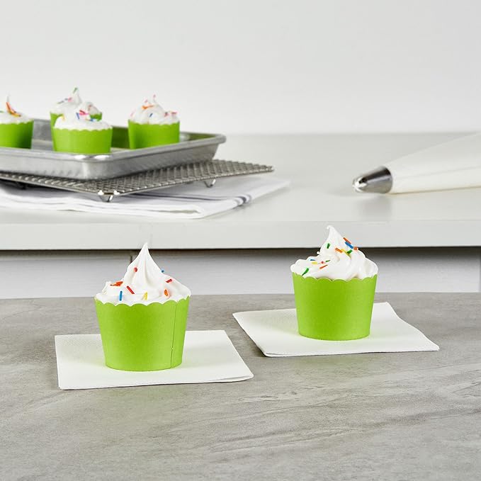 Panificio 3 Ounce Cupcake Wrappers, 200 Scalloped Baking Cups - Oven-Ready, Greaseproof, Green Paper Cupcake Liners, Disposable, For Birthdays, Baby Showers, Or Weddings - Restaurantware