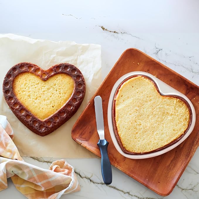 Heart Shaped Cake Pan 6 Inch Aluminum Cake Tin Baking Cake Mould for Weddings Birthday Party, Heart-shaped Small Cake Pan for 1-2 Servings