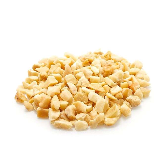 Yupik Raw Cashews, Small Pieces, 2.2 lb (35.2 oz), Gluten-Free, Kosher, Vegan, Chopped Nuts, Unsalted, Unroasted, Oil-Free, Crunchy, Source of Protein & Iron, Ideal for Baking & Cooking, Topping