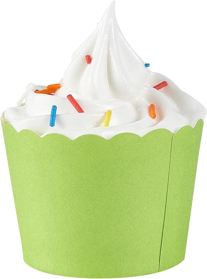 Panificio 3 Ounce Cupcake Wrappers, 200 Scalloped Baking Cups - Oven-Ready, Greaseproof, Green Paper Cupcake Liners, Disposable, For Birthdays, Baby Showers, Or Weddings - Restaurantware