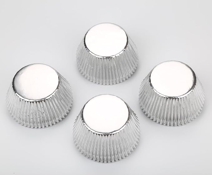Gifbera Standard Silver Foil Cupcake Liners Metallic Paper Muffin Baking Cups 200-Count (Silver)