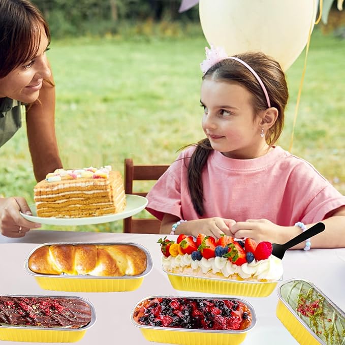 50 Pack Mini Loaf Pans with Lids and Spoons, 6.8 Oz Mini Cake Pans with Lids for Baking, Disposable Rectangle Aluminum Foil Loaf Pan with Stickers，Small Cake Containers Tin（Gold）