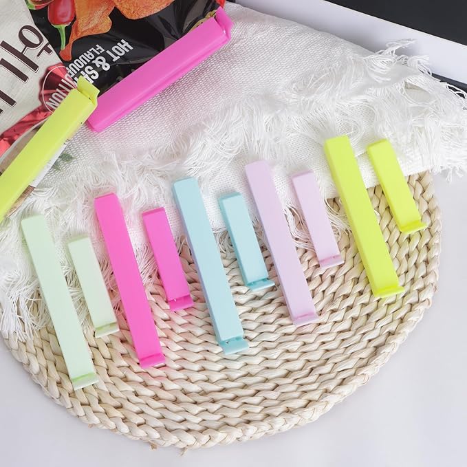 Zhtuck 40PCS Sealing Clip Bag Plastic Food Bag Clips Large Size Chip Clips Bag Clips Food Clips for Food Storage Kitchen and Home (5.5in x 20, 3.1in x20)