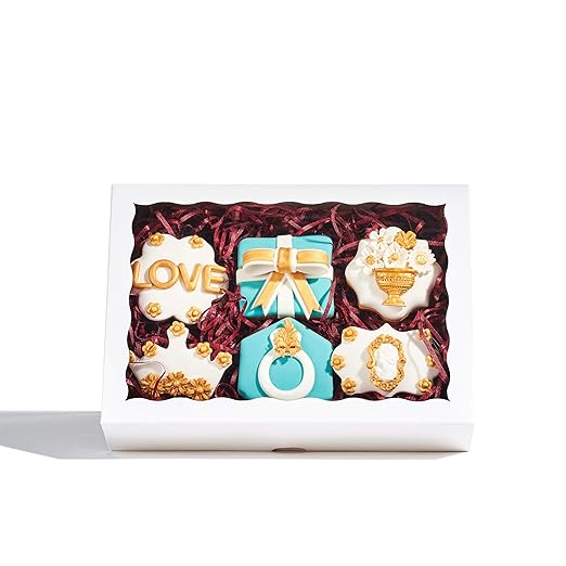 12PCS 10 x 7 x 2.5 inches Premium Fancy White Strawberry Boxes, Cookie Boxes, Elegant White Bakery Box with Display Window