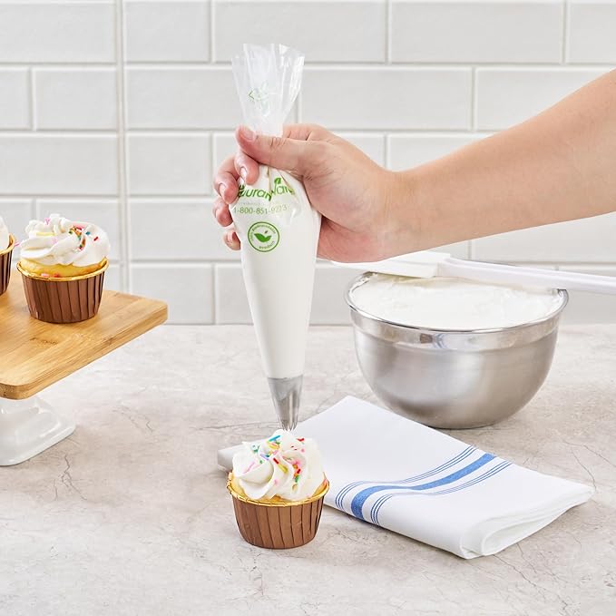 Restaurantware Pastry Tek 12 x 6 Inch Piping Bags 100 Disposable Pastry Bags - Sturdy No Slip Clear Plastic Baking Bags To Decorate Cakes For Parties Or Bakeries
