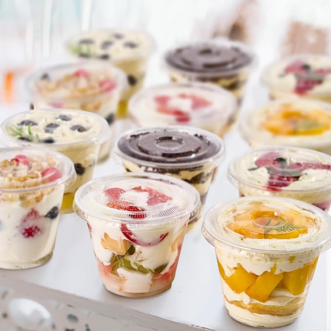 Turbo Bee 200 Pack 9 OZ Clear Plastic Cups with Flat Lids, Disposable Dessert Cups with Lids for Fruit, Snack Smoothie, Pudding and Ice Cream (No Hole)