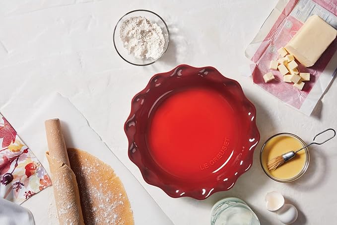 Le Creuset Stoneware 4 PC Heritage Bakeware Set, Cerise