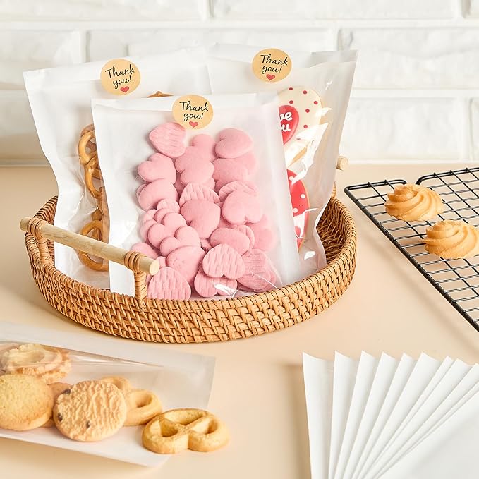 100 Pack Heat-Sealable Cookie Bags with Window, 5.1 x 7.5 Inches Small Clear Front To Go Bakery Bags, Grease Resistant Kraft Paper Treat Sleeves for Packaging Snack Donut Pastry (White)