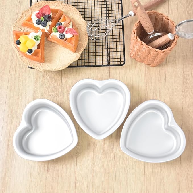 5 × 2 Inch heart cake pans,Set of 3, Aluminum Heart Cake Mold,Small Cake Pan , Heat Resistant Baking Cake Pan for Wedding, Party, Family Occasions, Chocolate. (5 × 2 Inch heart cake pan,Set of 3)