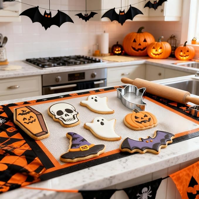 Halloween Cookie Cutters Set 7 Pieces - Large Bat, Ghost, Pumpkin, Witch Hat, Cat, Skull, Coffin Shapes, Stainless Steel Biscuit Molds for Holiday Baking Halloween Food Party Decorations