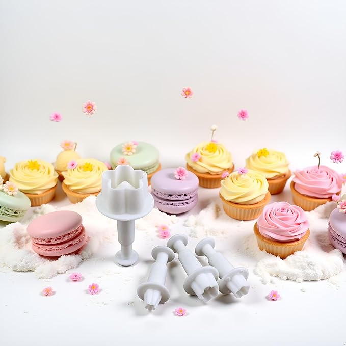 4Pcs White Flower Plunger Cookie Cutter DIY Blossom Flower Cake Fondant Mold Plastic Cake Decorating Tools Baking Accessories Cookie Cutters For Baking Plastic, Dessert and Candy Sculpting Tools