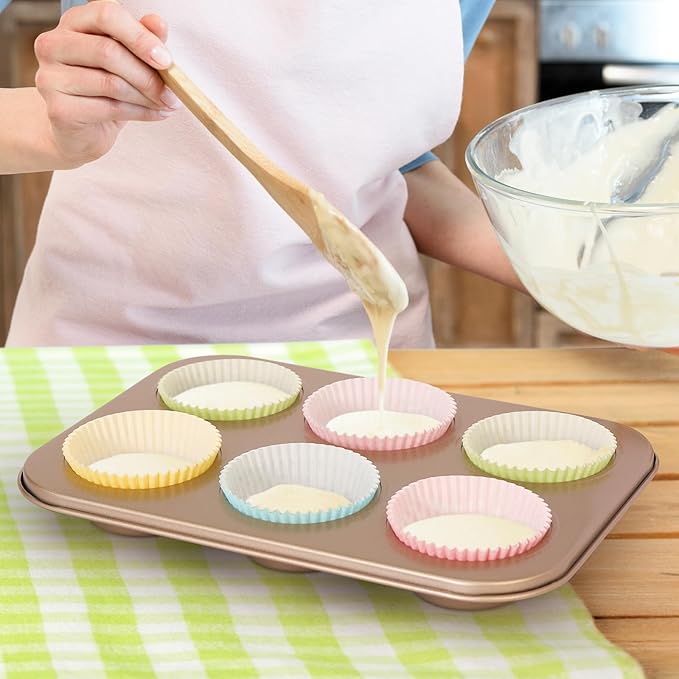 Standard Cupcake Liners 400 Count Paper Baking Cups Buffalo Plaid Disposable Cupcake Wrappers for Wedding and Party Baking Supplies