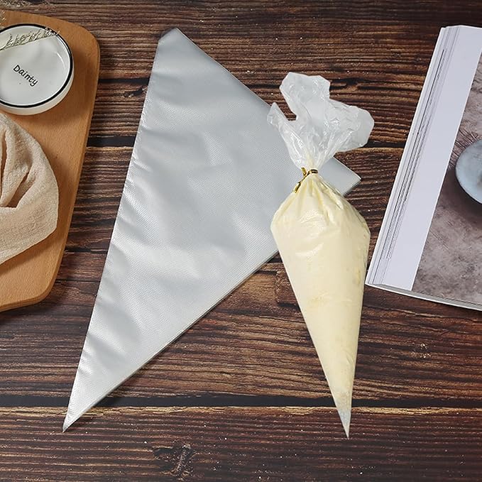 Mini Piping Bags, Disposable 7.6in Small Piping Bags 100pcs, Pastry Piping Bags for Cream Frosting, Icing Bags for Cake and Dessert Decorations Cake Decoration and Desserts