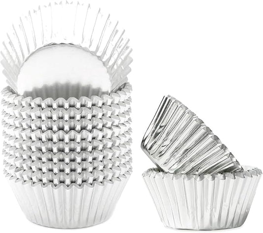 qiqee Silver Foil Cupcake Liners For Baking 300pcs Baking Cups Thick ＆ Sturdy, Oil Resistance, Muffin Liners Paper(Standard Size)