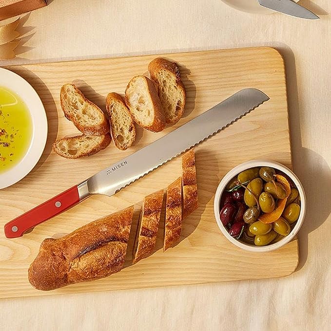 Misen Serrated Bread Knife – High-Carbon Japanese AUS8 Steel – Effortless Slicing of Bread, Pastries, and Fruits – Razor-Sharp Edge and Durable Blade with Ergonomic Handle - 8", Black