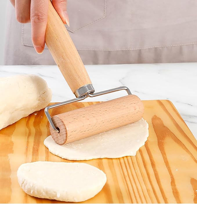 Roller Rolling Pin, 4 Inch Wood Rolling Pin for Kneading the Dough of Baking Bread, Pizza, Cookie, Noodles (M)
